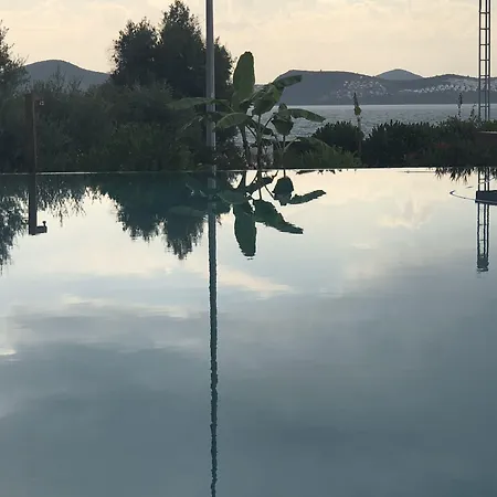 Egesu Marina Pensión Gulluk