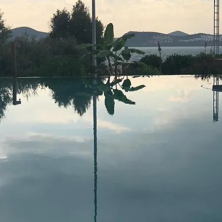 Egesu Marina Güllük