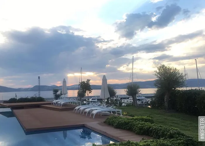 Pensiune Egesu Marina Gulluk